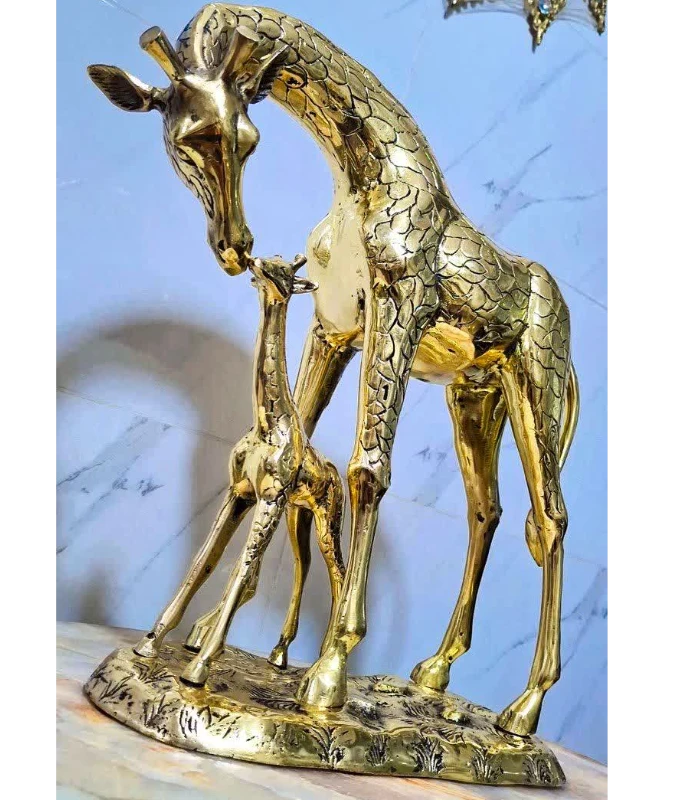 زرافه مادر و بچه